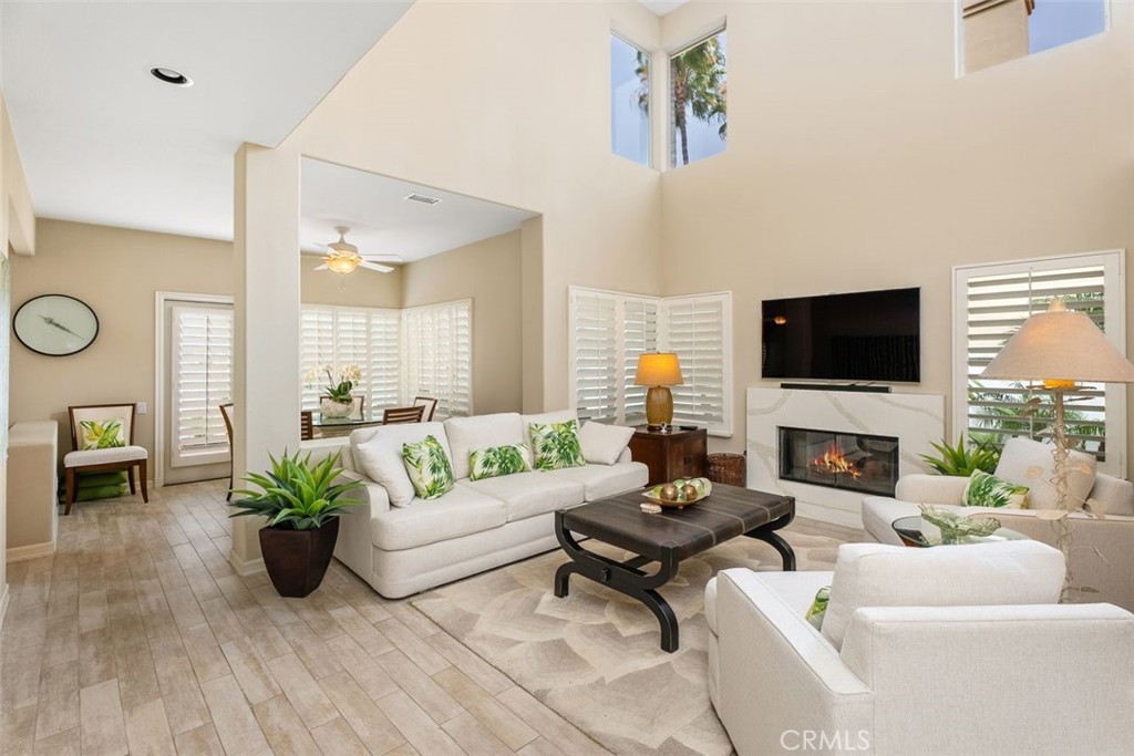 5564 Spinnaker Bay Drive