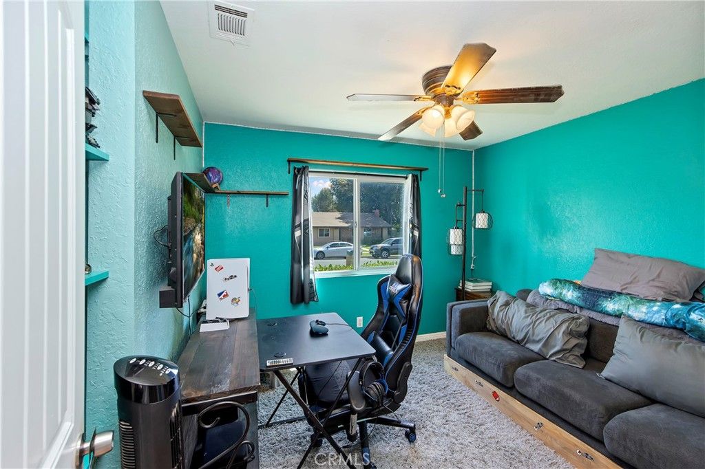 listing image 130728104325520983626
