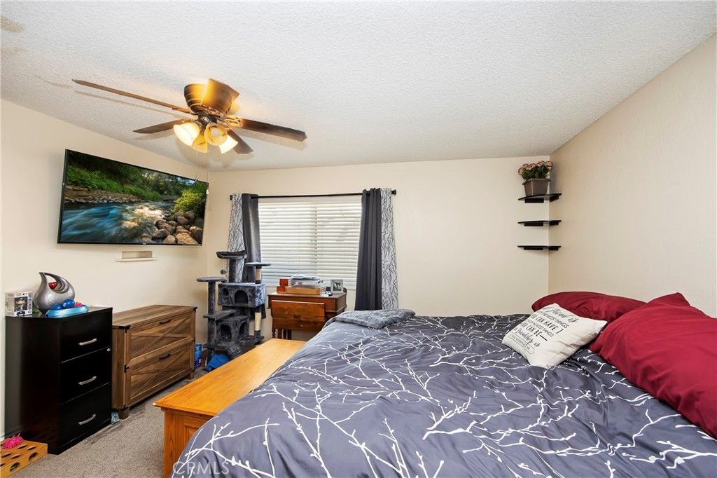listing image 130728447700847805707