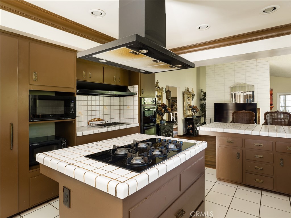 Photo 5 of 64 of 27772 Palos Verdes Drive E house