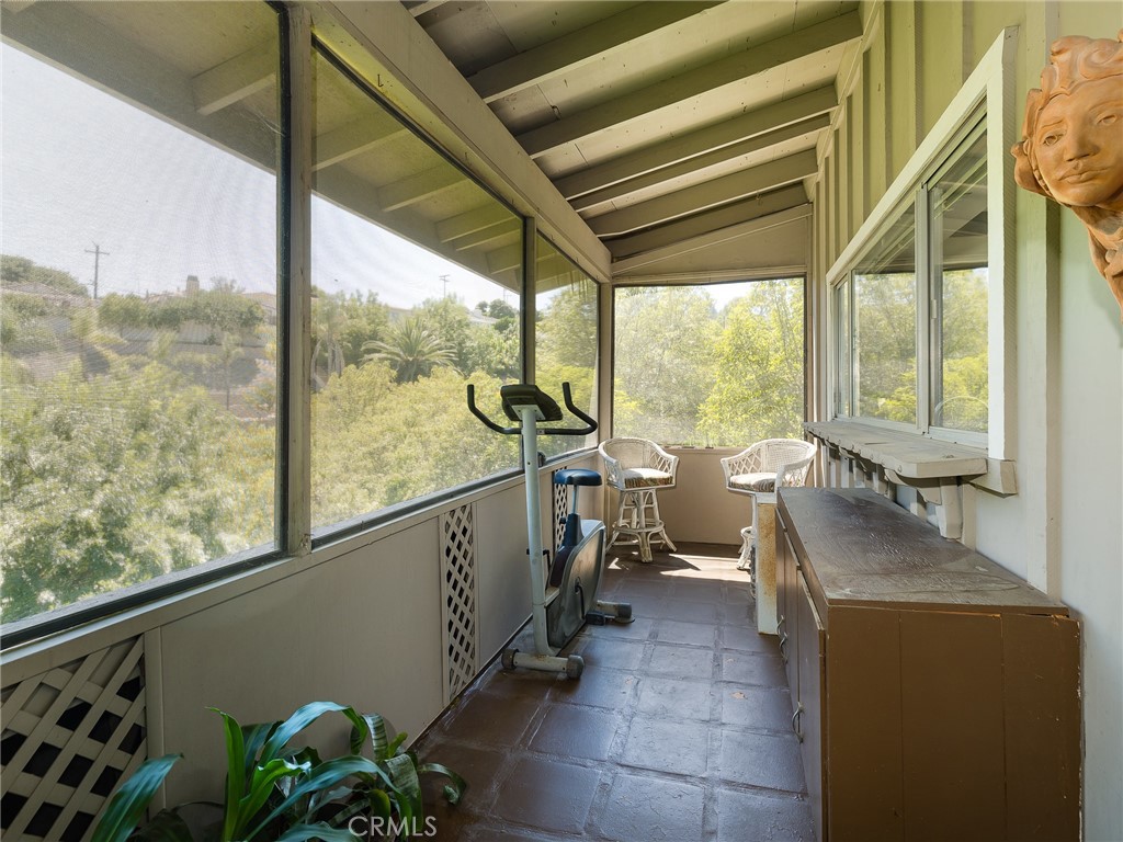 Photo 18 of 64 of 27772 Palos Verdes Drive E house