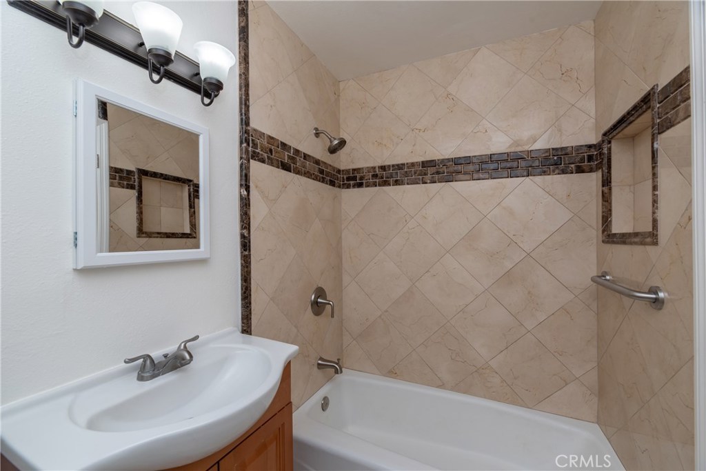 ,Santa Anita Park - Residential