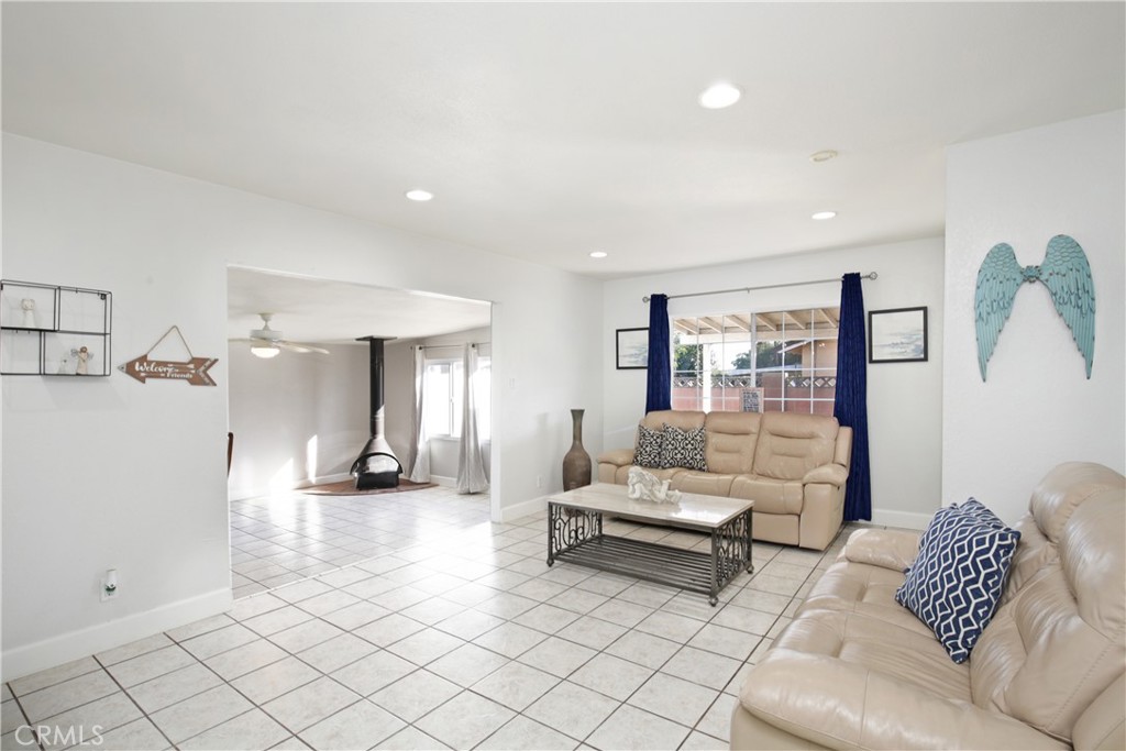 Photo 9 of 34 of 14918 Biola Avenue house