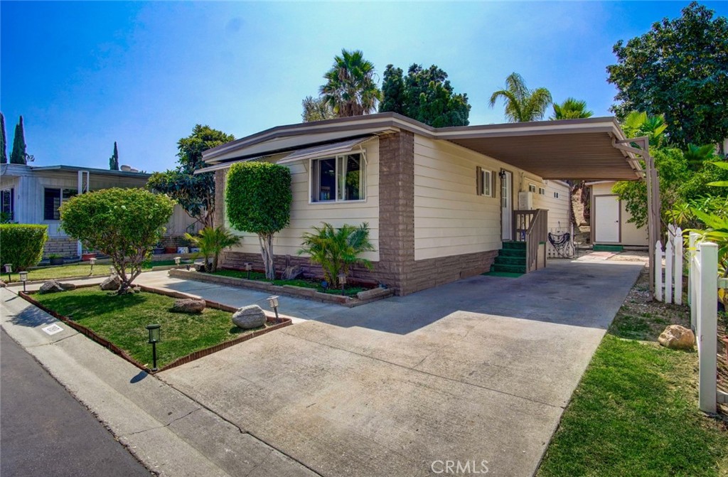 901 S 6th Ave Space 297