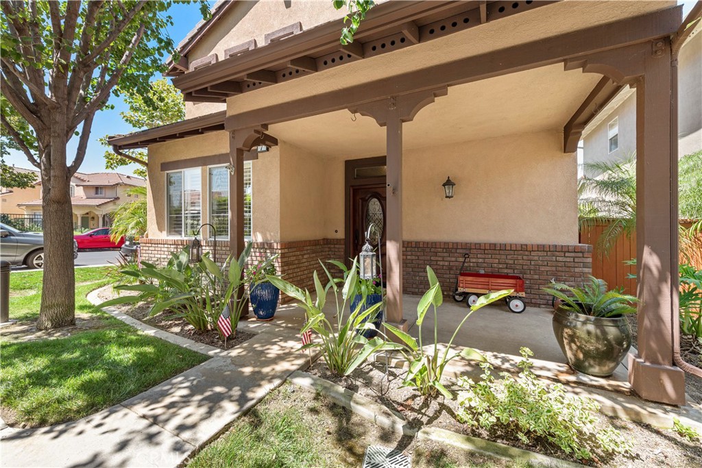 This gorgeous end unit and completely upgraded home features 2 bedrooms with a loft large enough to convert into a third bedroom, 2.5 baths and is located in in the highly sought after community of Magdalena. This is a detached, zero lot line home with front porch and fully fenced in backyard patio, zoned as a condo with the perks of a single family. The beautifully remodeled kitchen features granite counter tops, stainless steel appliances, and a stunning glass back-splash. Crown molding and baseboards pop from the minute you walk in the front door. Upstairs you will find a master bedroom that features a highly upgraded, large, custom walk-in closet with built in cabinets by California Closets. The on suite features a dual vanity, separate soaking tub and stand up shower. The laundry room in conveniently located on the second level directly outside the master bedroom. With a spacious two car garage this home feels like a single family residence. The community features gorgeous mountain views, green belts, a beautiful rose garden, three children's parks, walking trails, two swimming pools and spas and miles of walking trails. With Mission Viejo Lake memberships the activities in the area are endless, boat rentals, paddle boarding, summer concerts and picnics are just a few of the great outdoor perks of living in this area. Conveniently located near grocers, restaurants, tons of hiking trails and with easy access to the 241 toll road for a quicker commute.