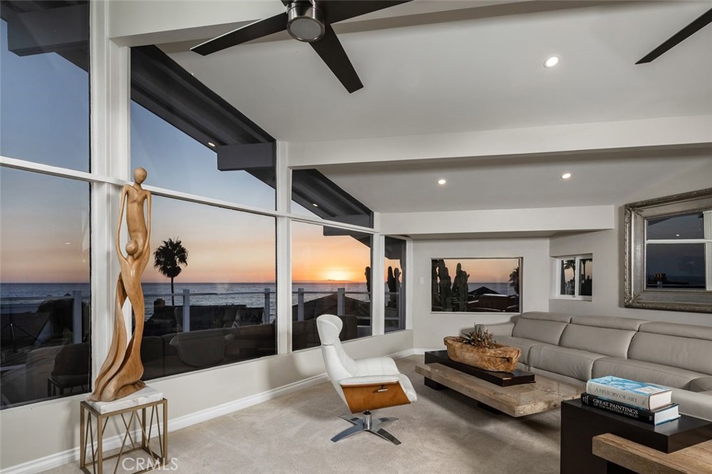 2 Camel Point Drive