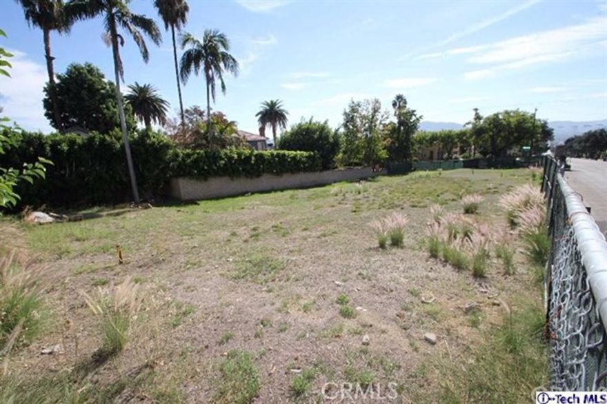 Price reduced! Seller wants offers! They don't make land anymore??  Well you're in luck!!  Come build your dream home on this gorgeous one (two) of a kind flat lot in Burbank Hills on Country Club Drive. Ready to start! Price includes plans and permit. Lot is 7,194 sf with plans to build a four bedroom(including a guest room on first floor), three and a half bathroom home, 2403 sqft.  Don't miss the opportunity to build the home of your dreams.