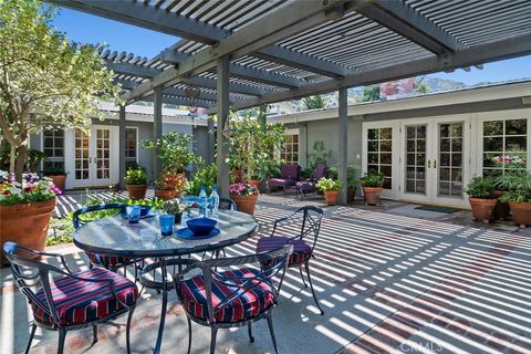 A home in Studio City