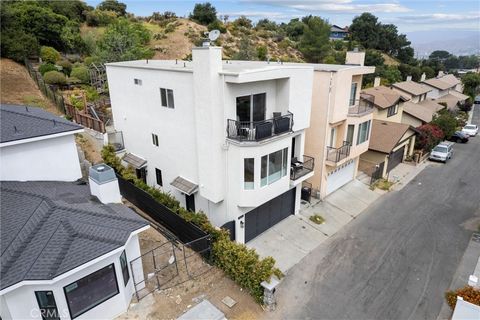 A home in Tujunga