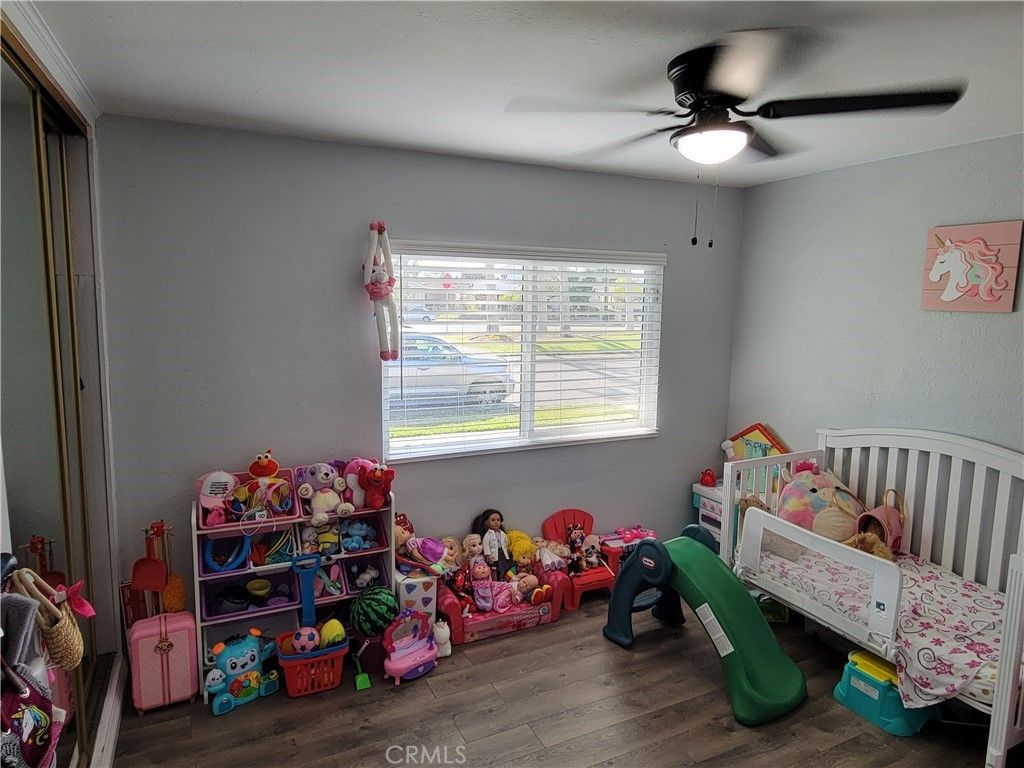 listing image 130726326333204580006