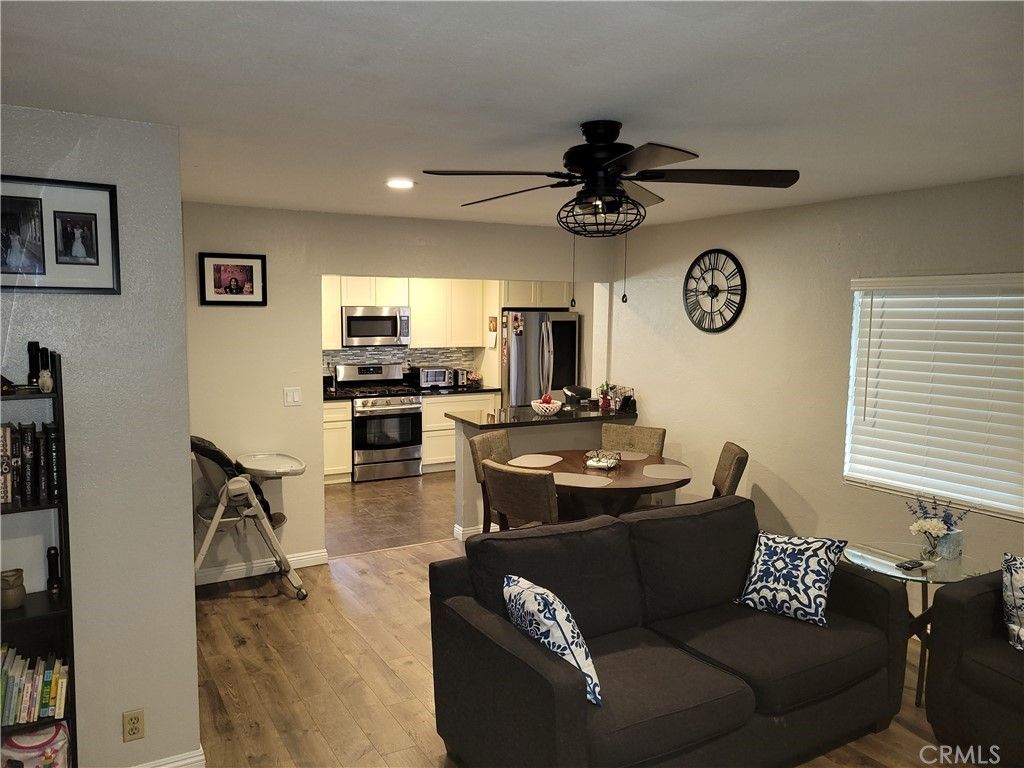 listing image 130721085666830831090