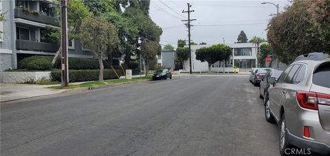 A home in Playa Del Rey