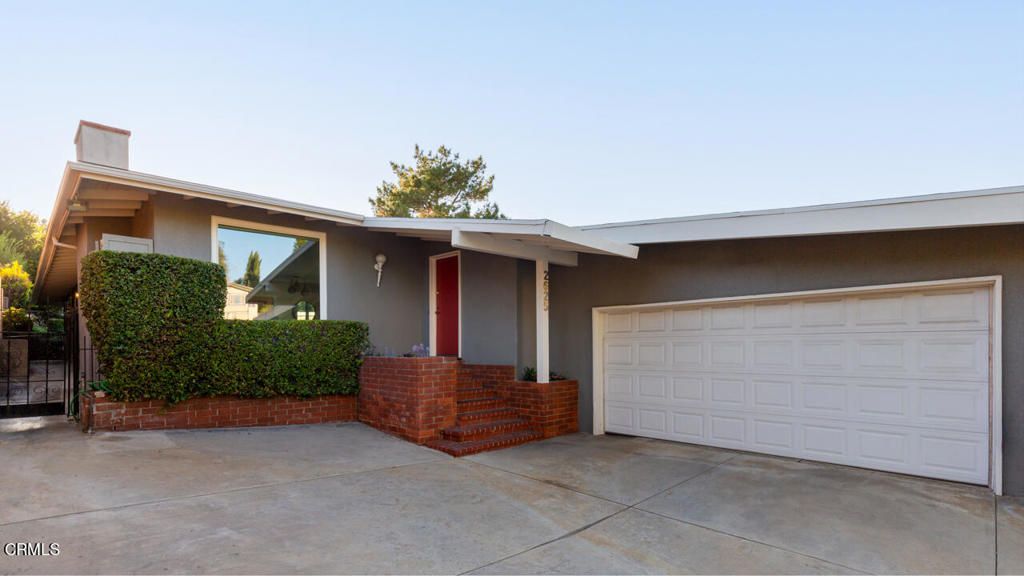 listing image 130724286893324184046