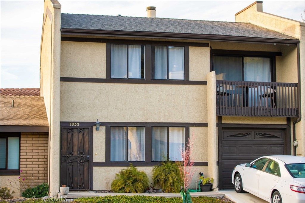 Photo 1 of 24 of 1032 Meadow Way townhome