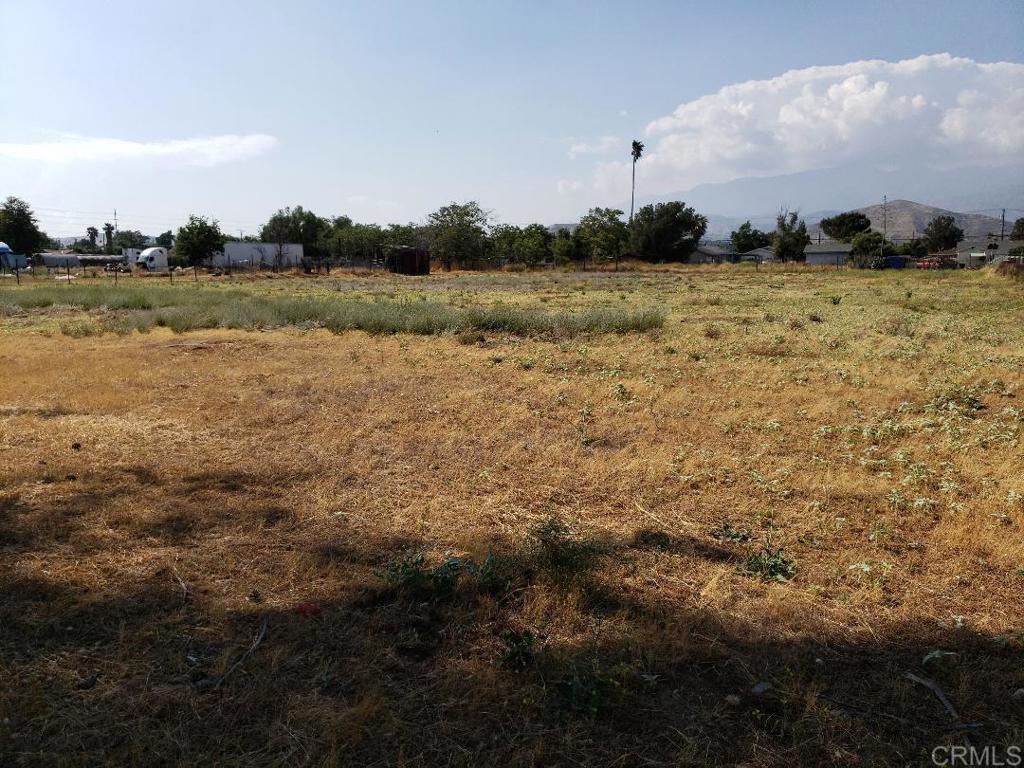NEARLY 2 ACRES LOT IN THE CITY LIMIT FOR RESIDENTIAL BUILDINGS. WATER AND ELECTRICITY ON THE STREET. ALSO A NEXT LOT, .53 ACRES ALSO AVAILABLE FOR SALE IN SEPARATE LISTING. LOT 541-310-013 RESPECTIVELY. ALL INFORMATION DEEM RELIABLE BUT NOT GUARANTEE. BUYER(S) AND AGENT TO DO THEIR OWN DILIGENT AND VERIFY WITH RELEVANT AGENCIES, INCLUDE BUT NOT LIMITED TO; LOT LINES, ACCESS, EASEMENT ETC.