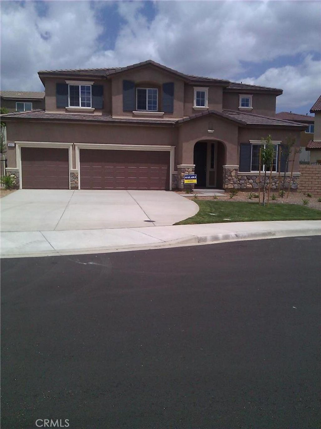 listing image 130725894403425098845