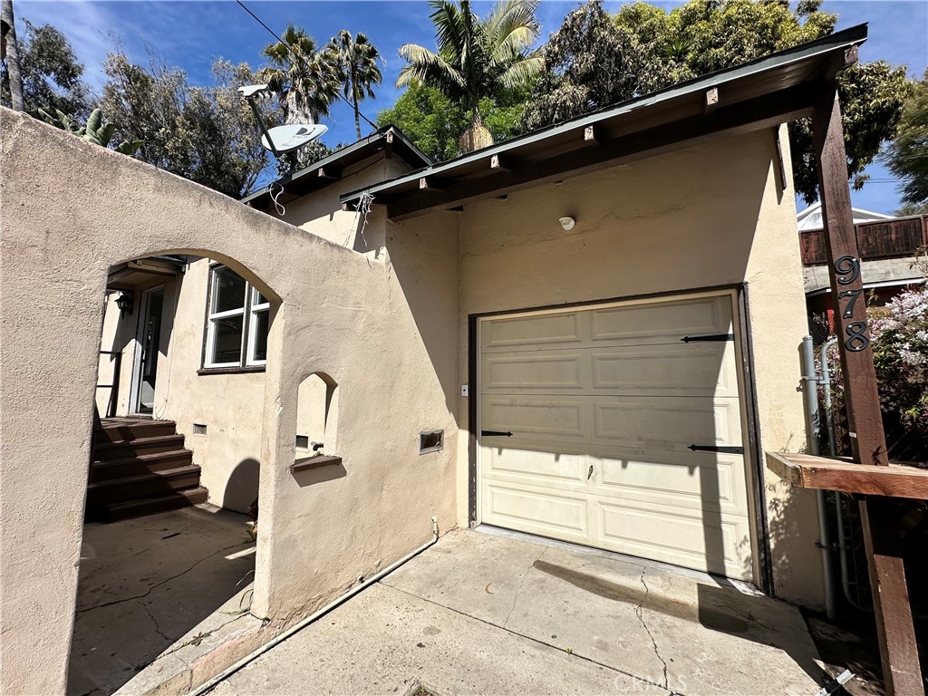 974 W 5th Street