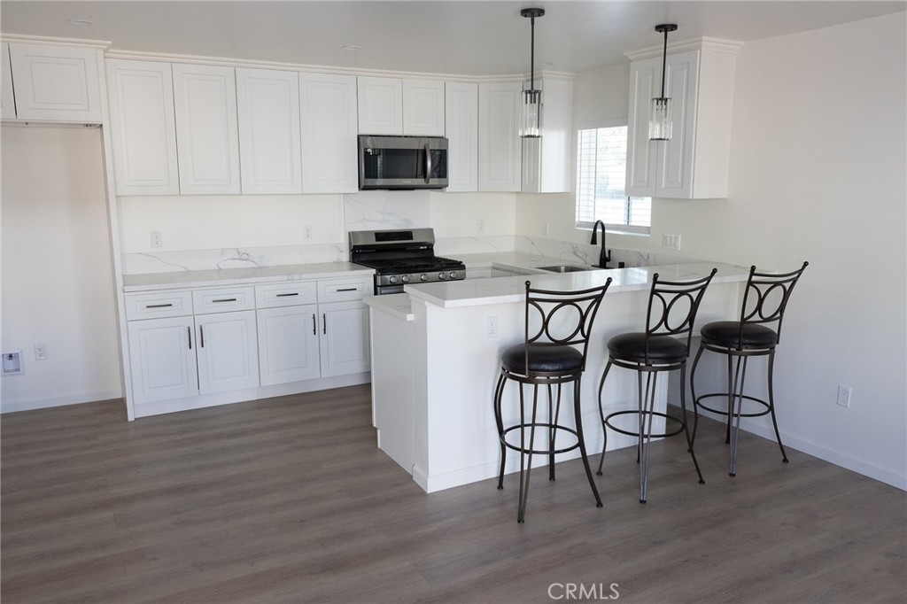 Properties 4 9250 N Kester Ave