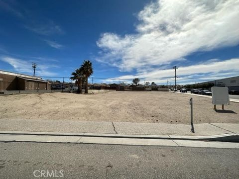 Photo of 970 W Main Street, Barstow, CA 92311 (MLS # HD23041267)