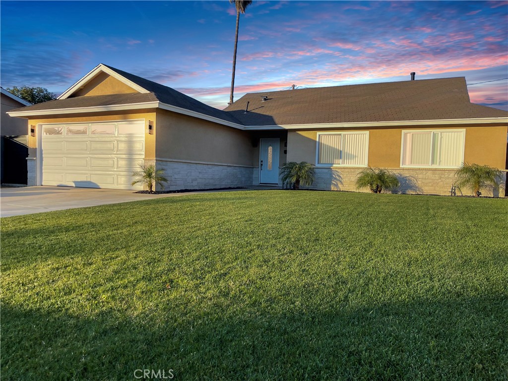 View Corona, CA 92882 house