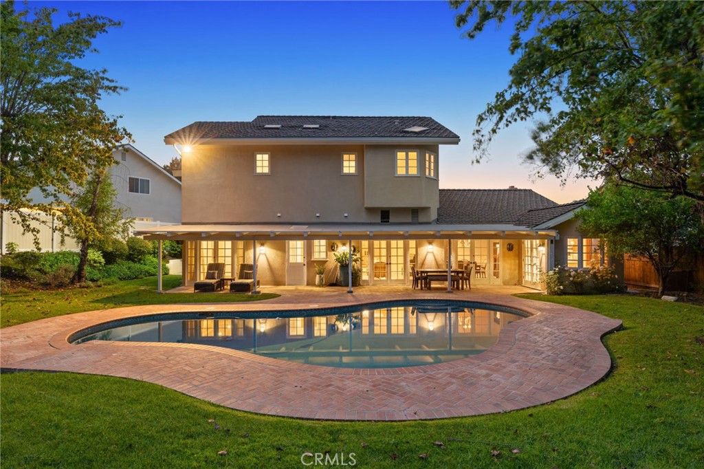 listing image 130725478080305029772