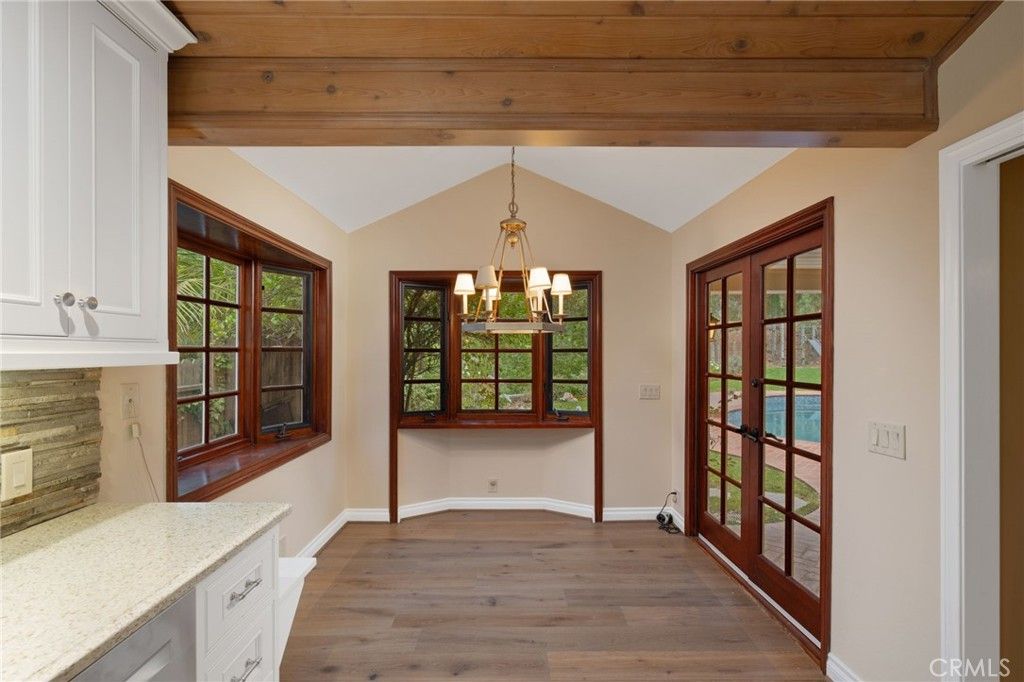 listing image 130729146581737754569