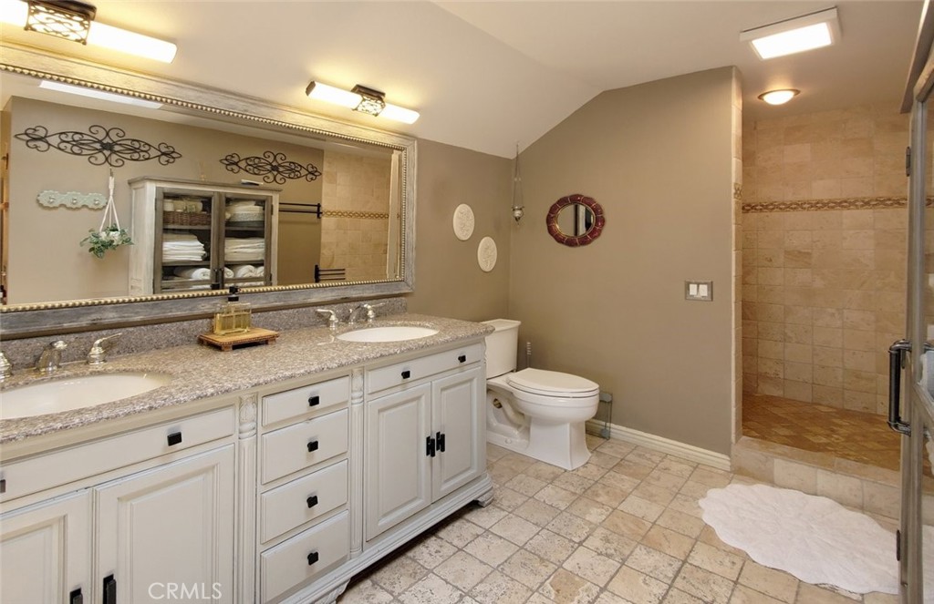 Showcase Homes (SHOC) - Residential