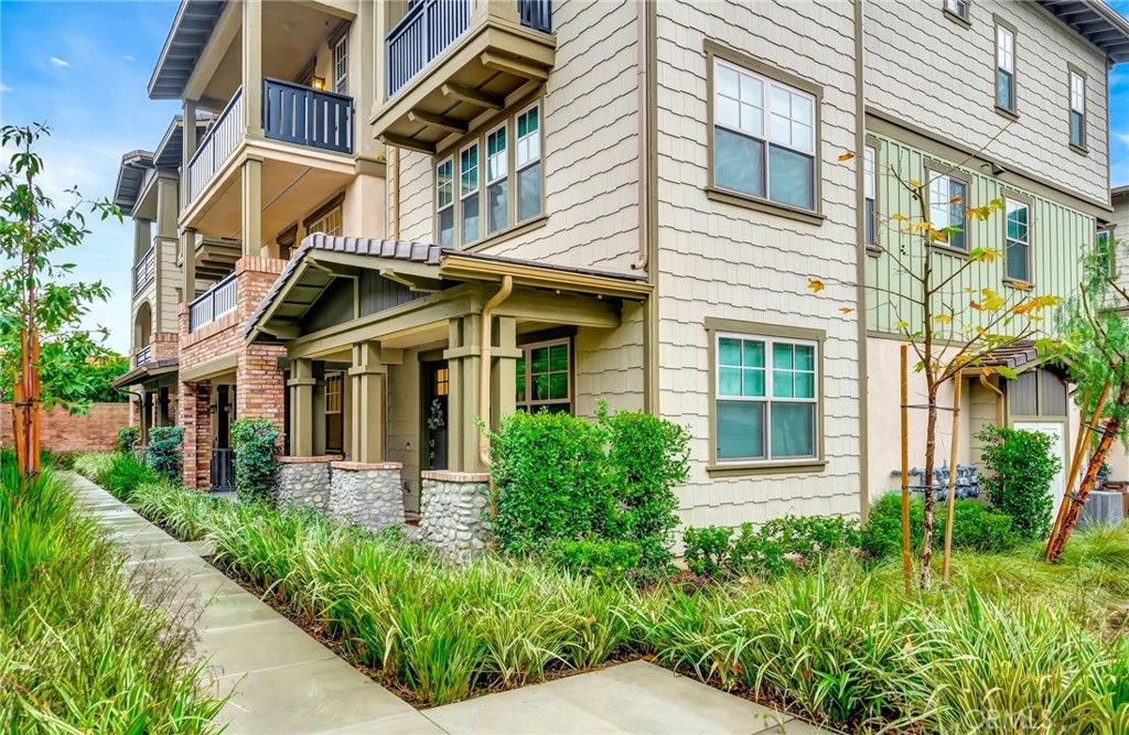 listing image 130725221442504845887