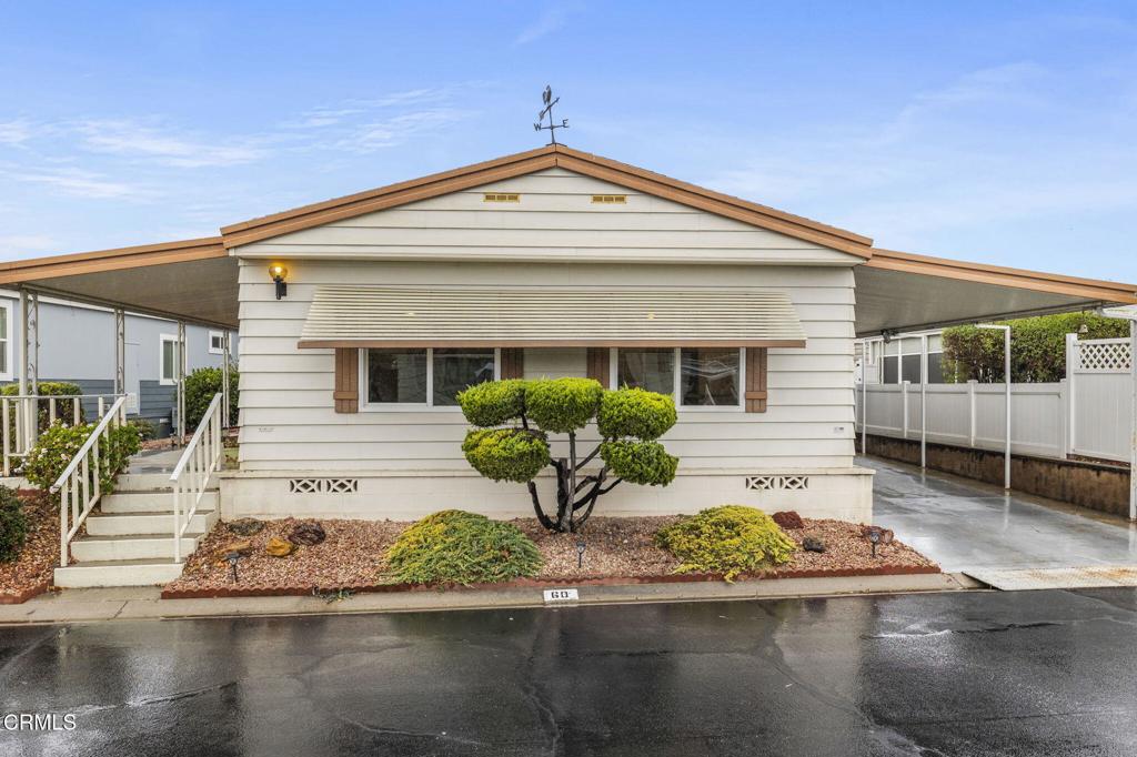 60 Thackery Court 60