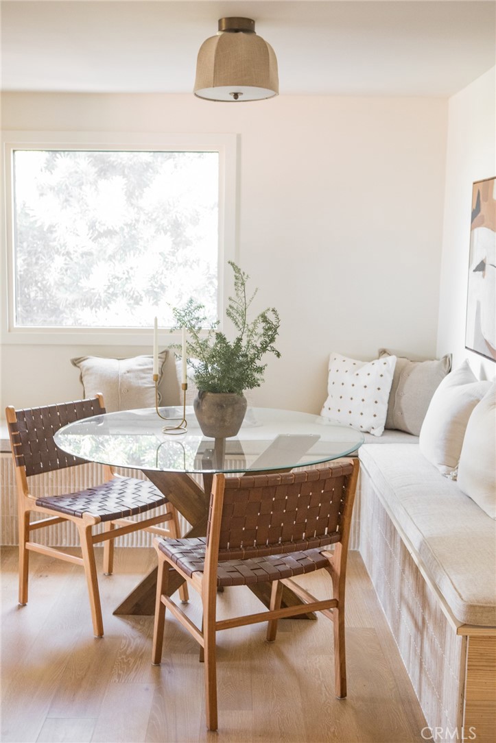 217 Via Los Miradores