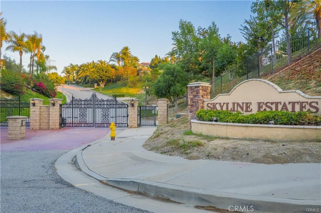 15475 Skyline Drive