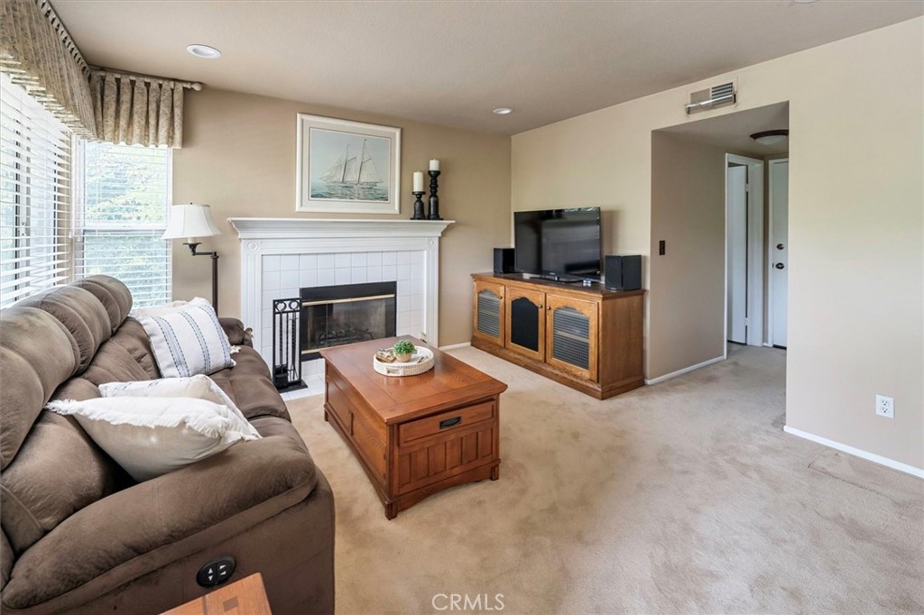 Country Gate (CTYG) - Residential