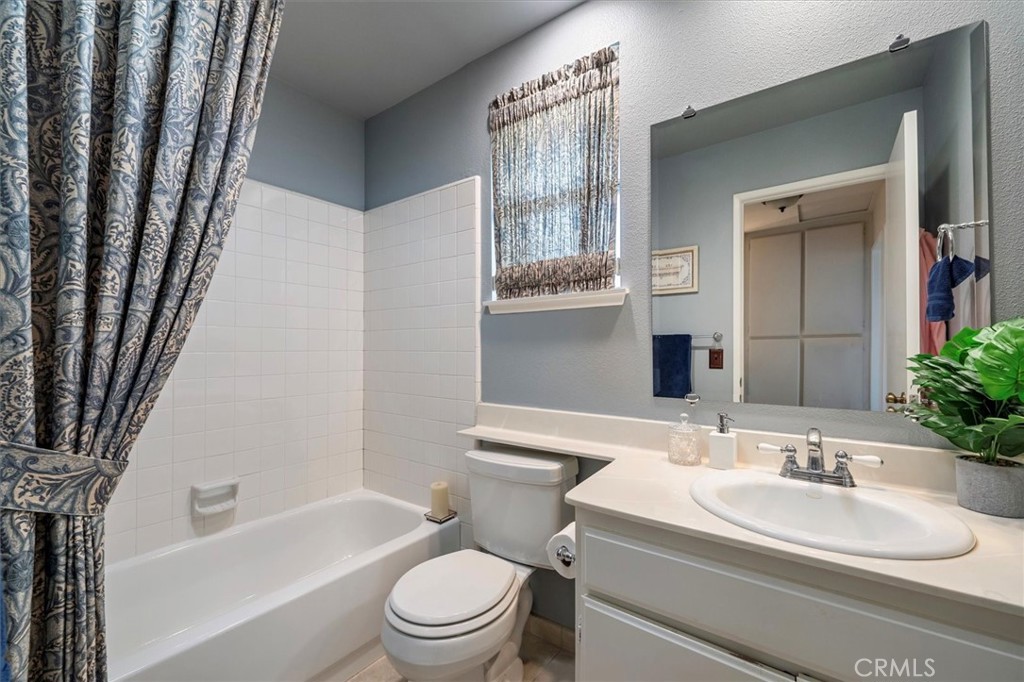 Country Gate (CTYG) - Residential