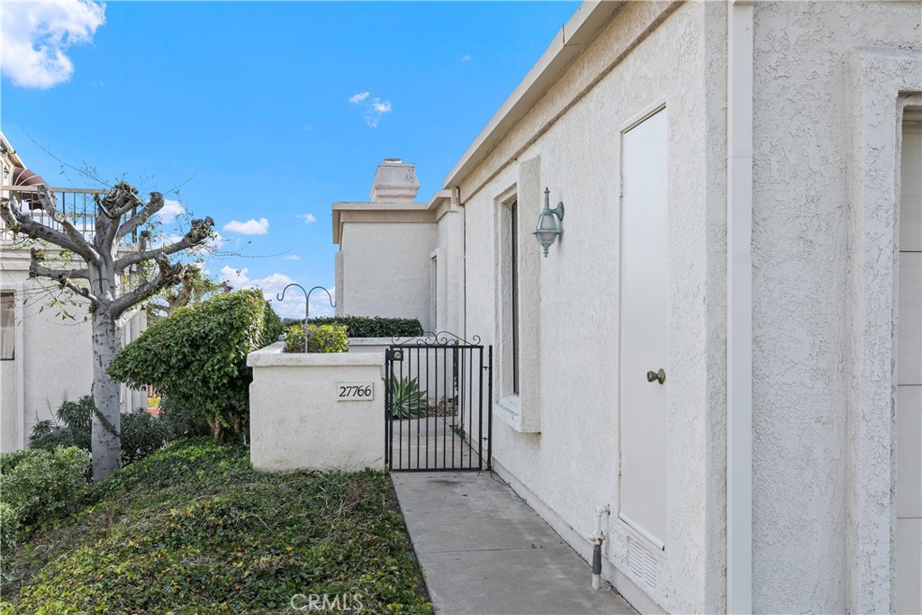 Photo 10 of 40 of 27766 Soller 37 condo