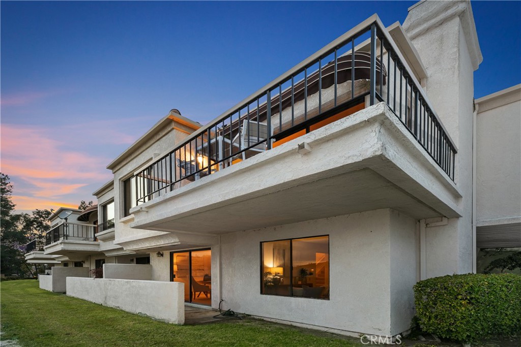 Photo 6 of 40 of 27766 Soller 37 condo