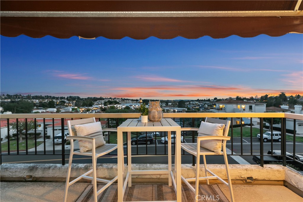 Photo 1 of 40 of 27766 Soller 37 condo