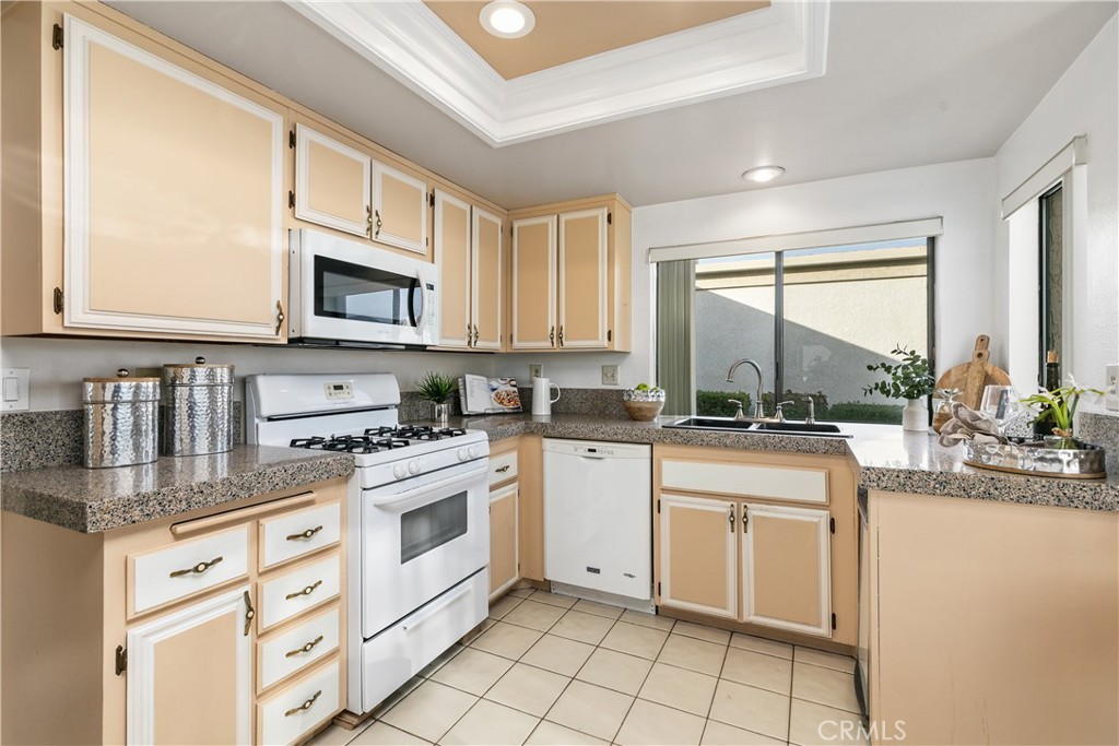 Photo 25 of 40 of 27766 Soller 37 condo