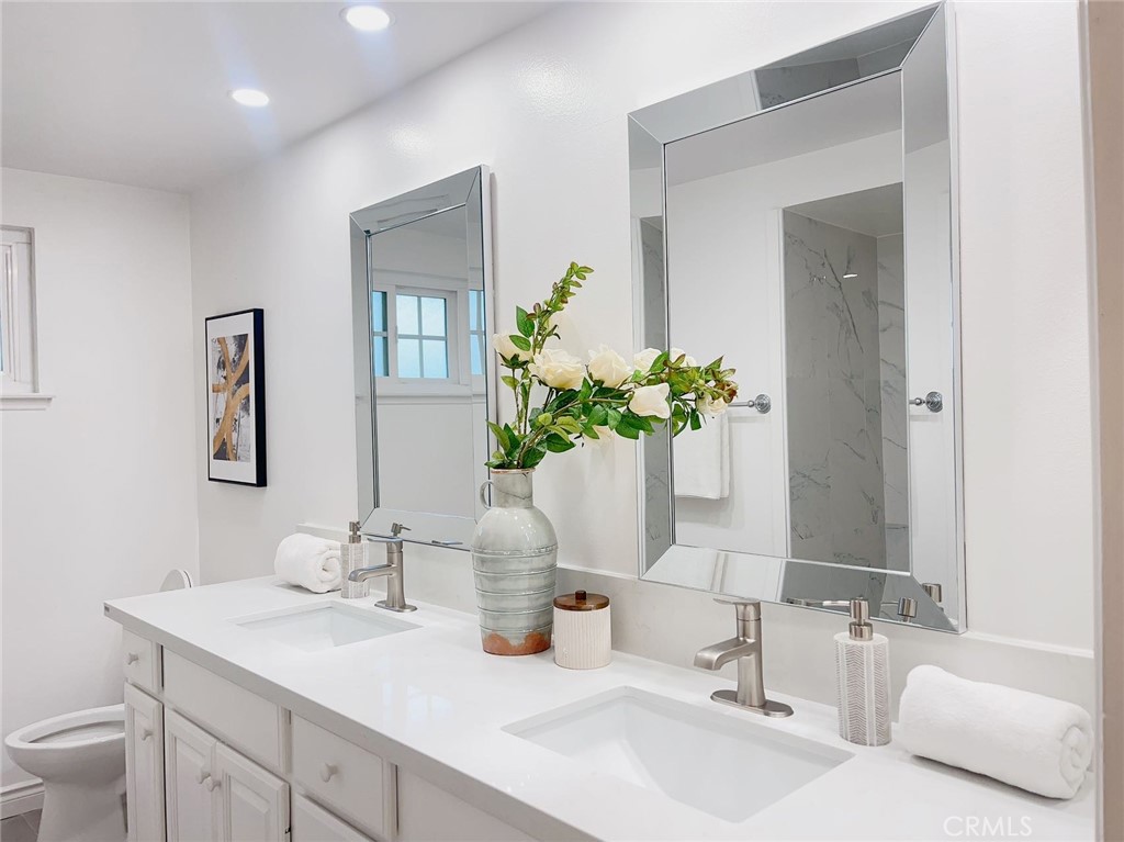 Photo 12 of 20 of 2014 Tuffree Boulevard house