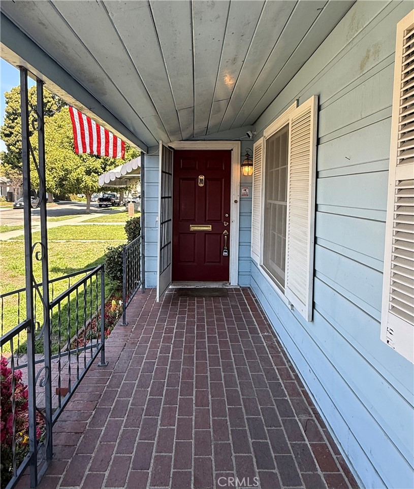 2030 Oregon Avenue