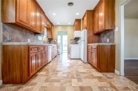 A home in Visalia