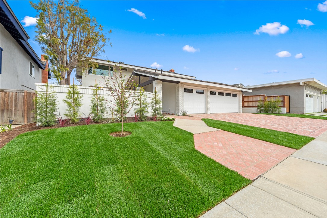 6781 Lawn Haven Drive