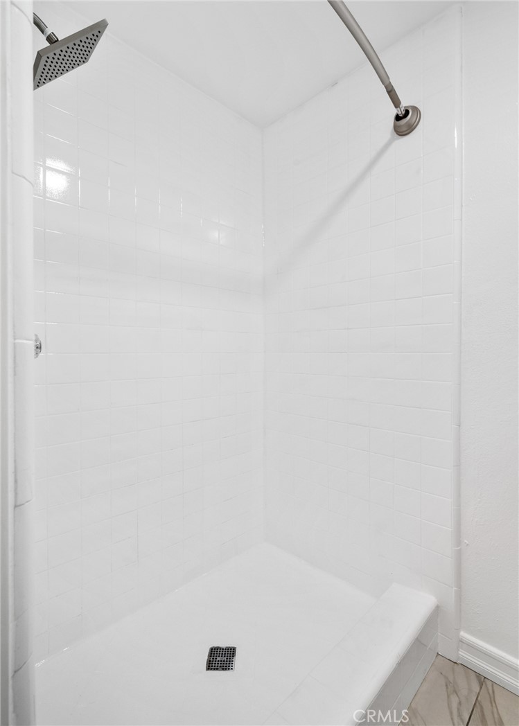Photo 26 of 41 of 1314 17th Street 22 condo