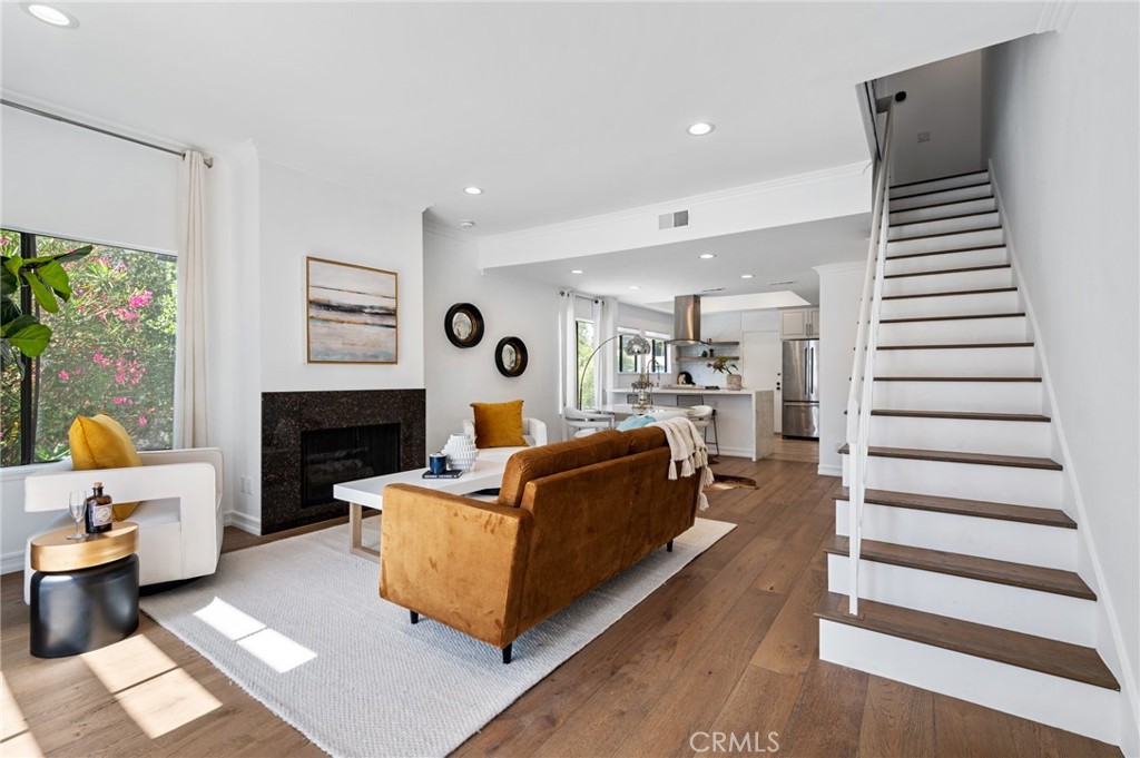 Photo 2 of 41 of 1314 17th Street 22 condo