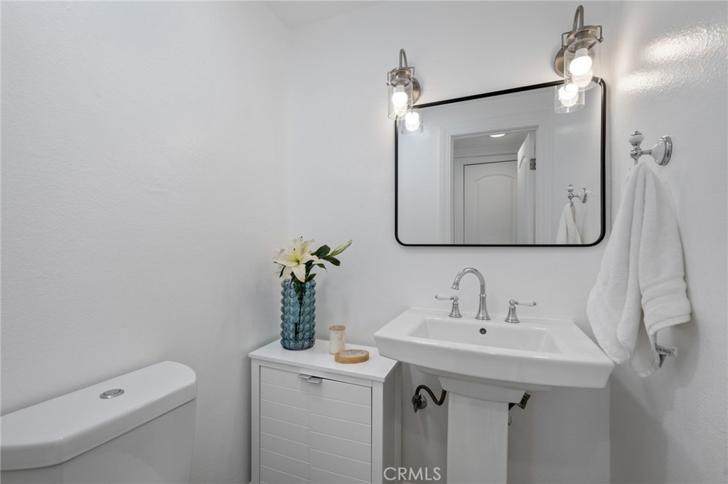 Photo 11 of 41 of 1314 17th Street 22 condo