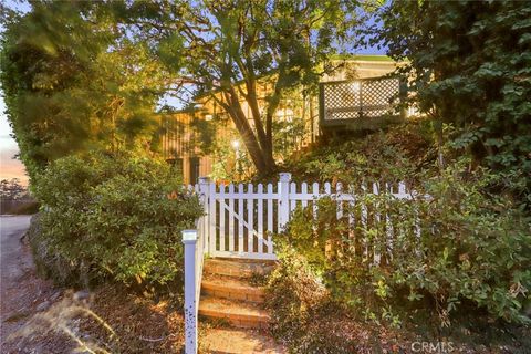 A home in Studio City