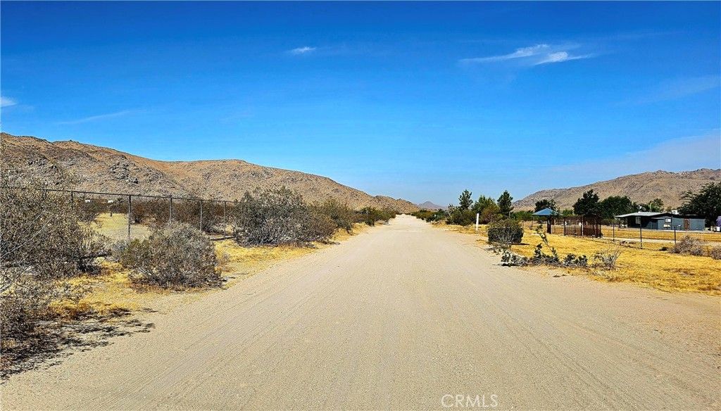 listing image 130729877285614515299