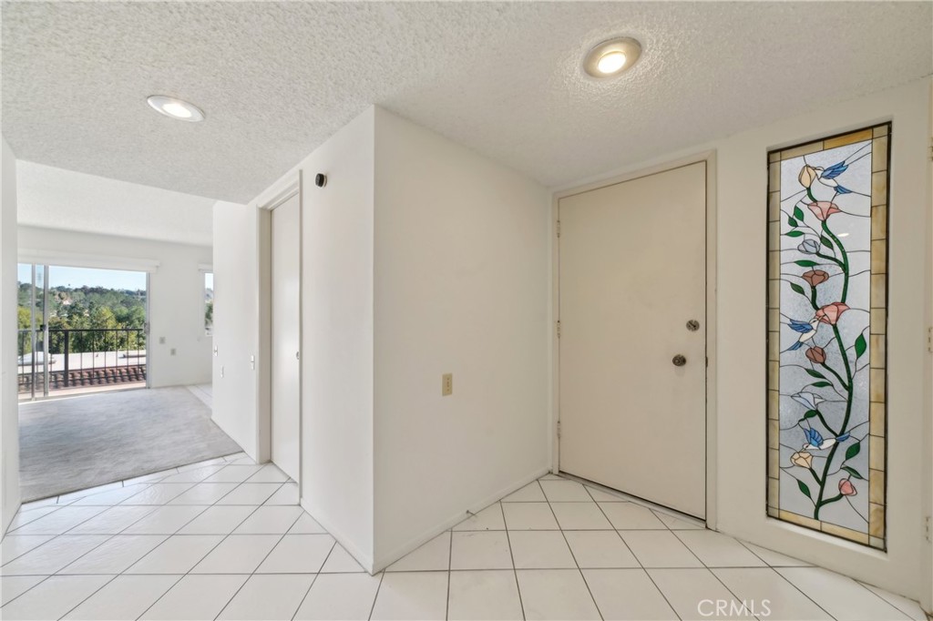 3271 San Amadeo P