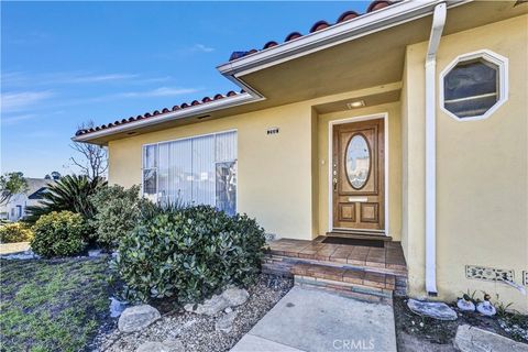 A home in Inglewood