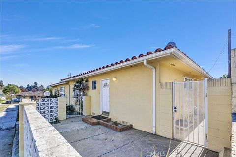 A home in Inglewood