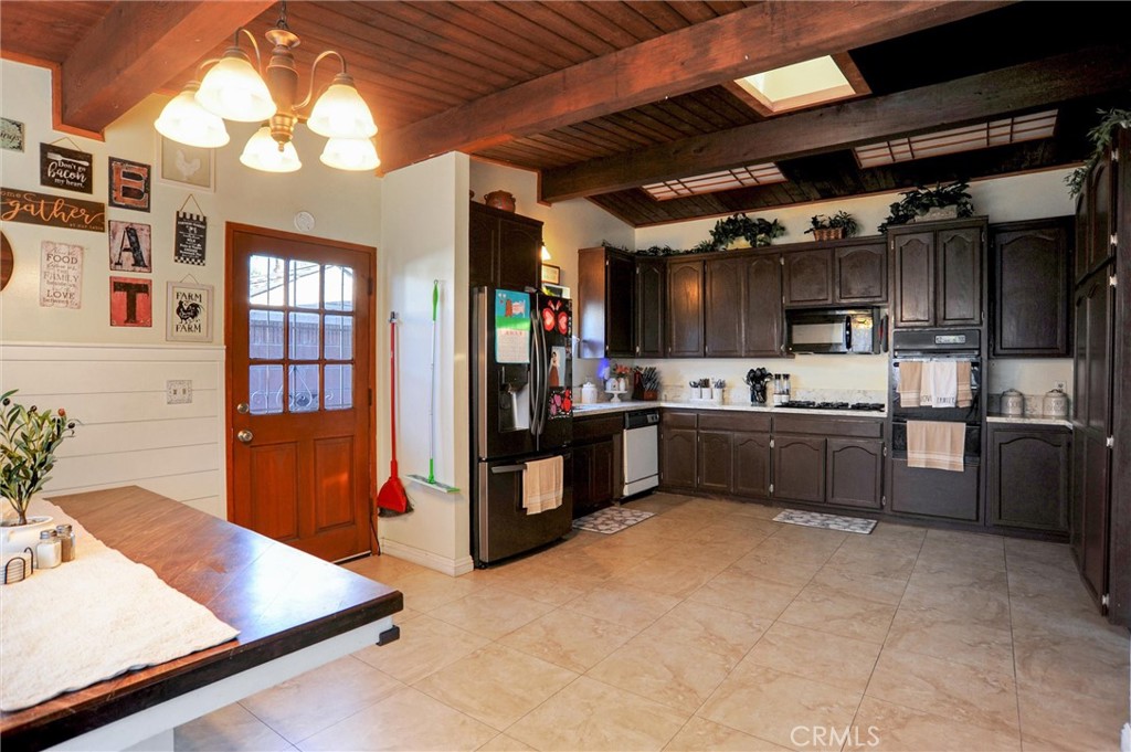 5633 Cedarglen Drive